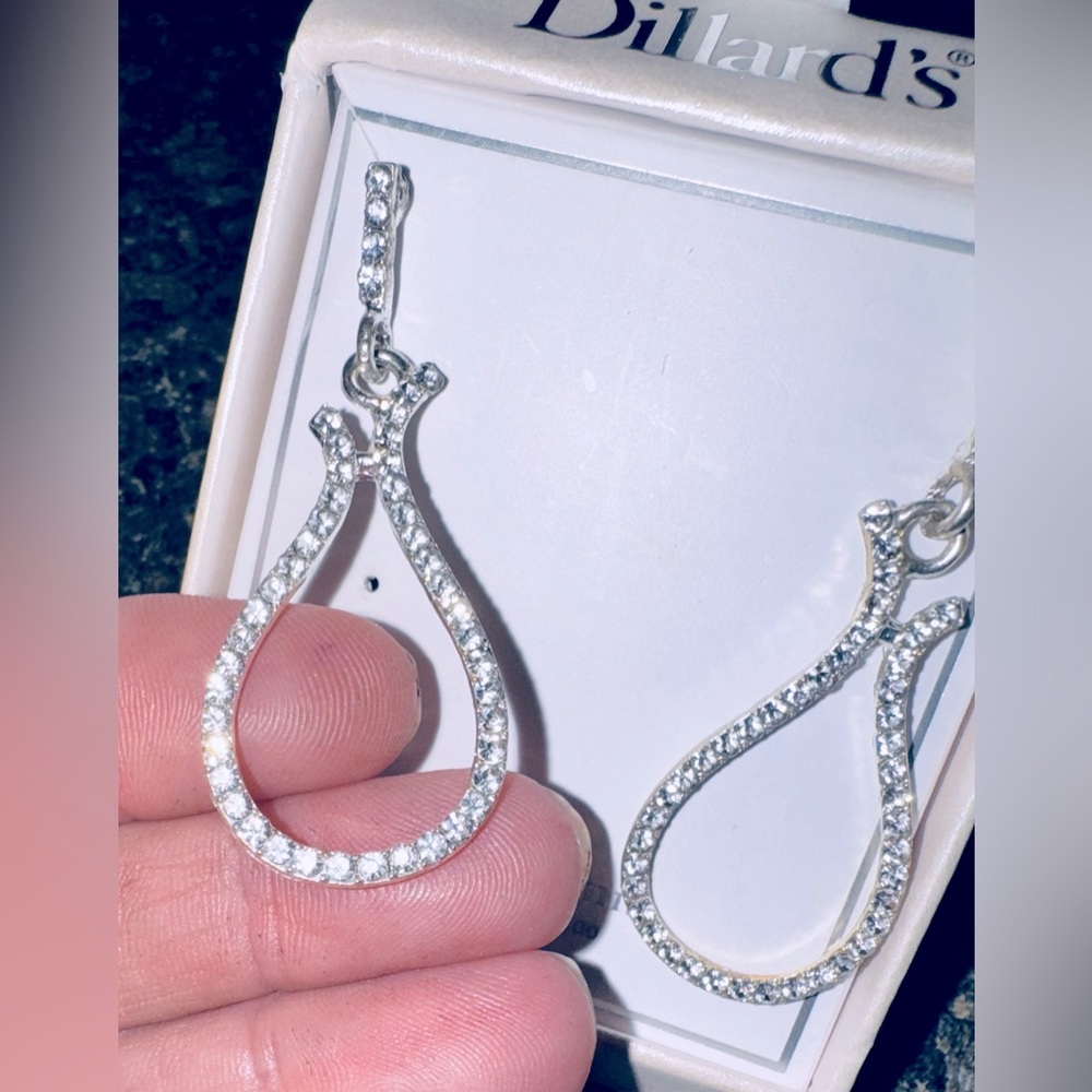 ❤️NWT Dillards Sterling Silver Earrings W/CZ